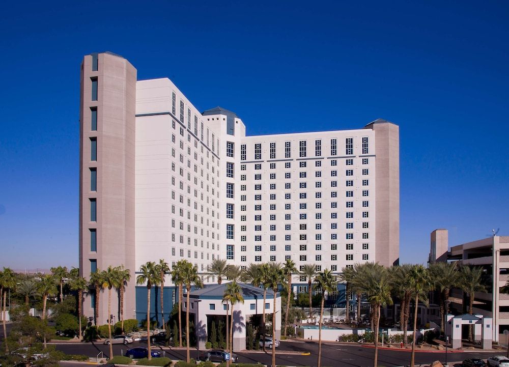undefined Hilton Grand Vacations Club Paradise Las Vegas 5