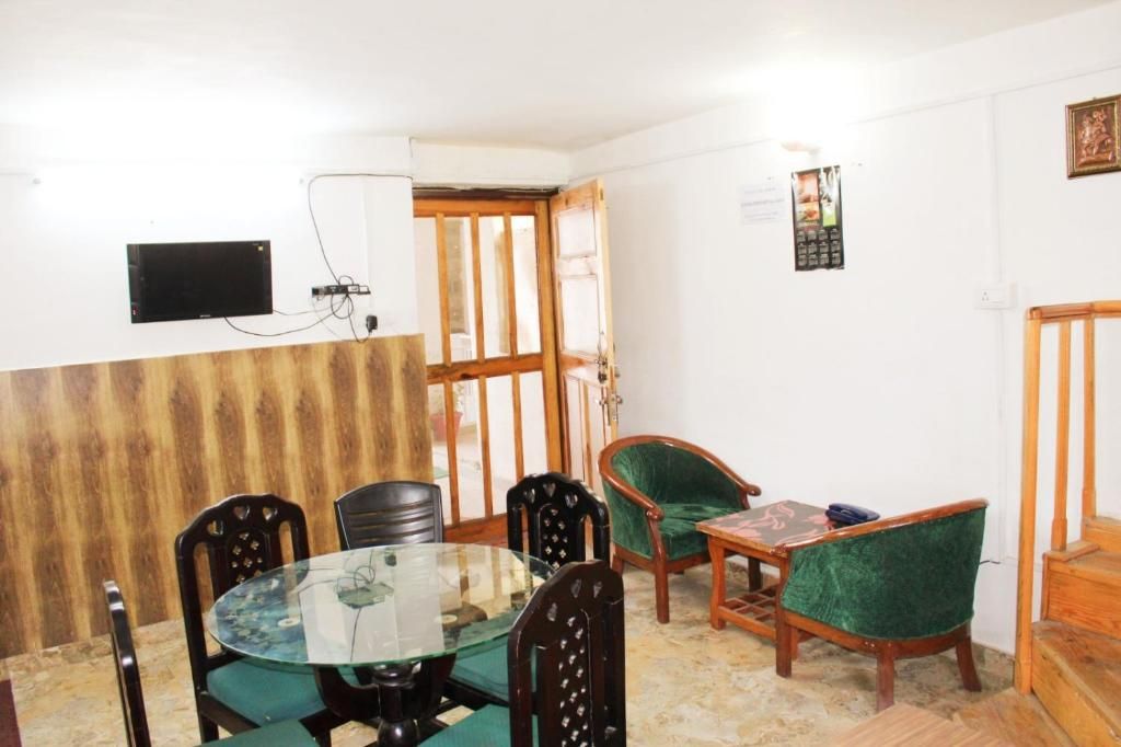 undefined Jaishnavi Homestay - Mukteshwar 3