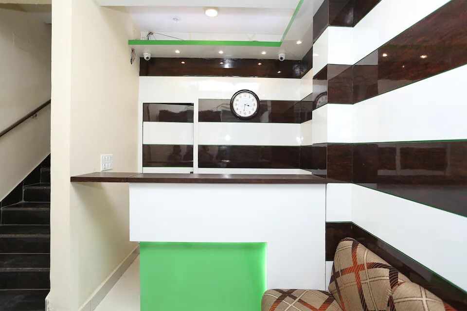 Side Image 2