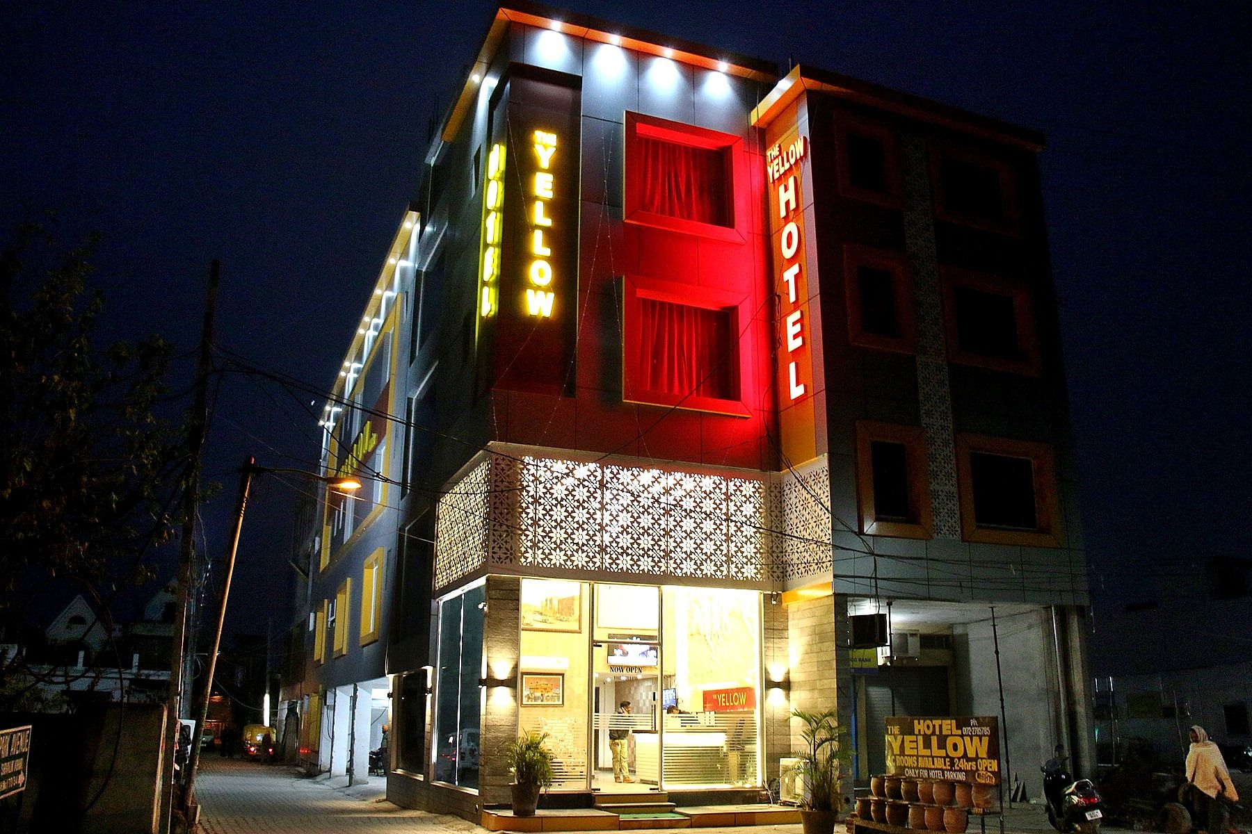 Hotel The Yellow