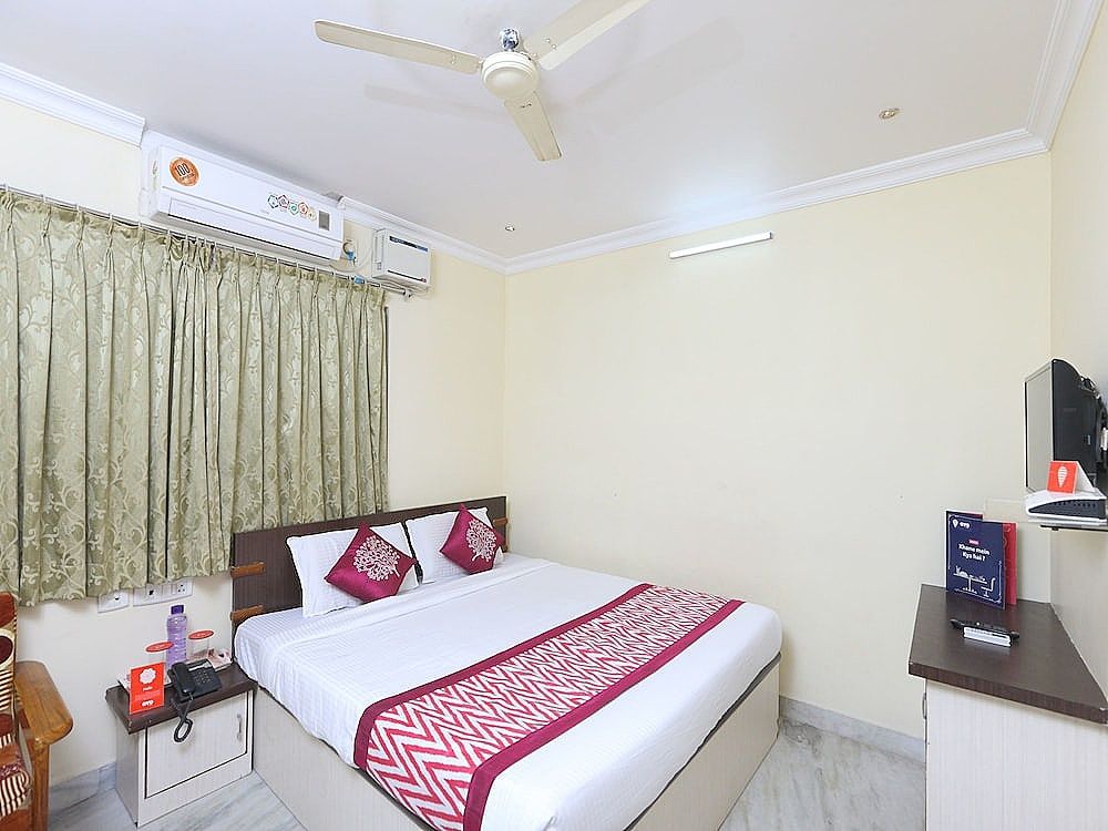 undefined OYO 1054 Hotel AVNB Towers 9