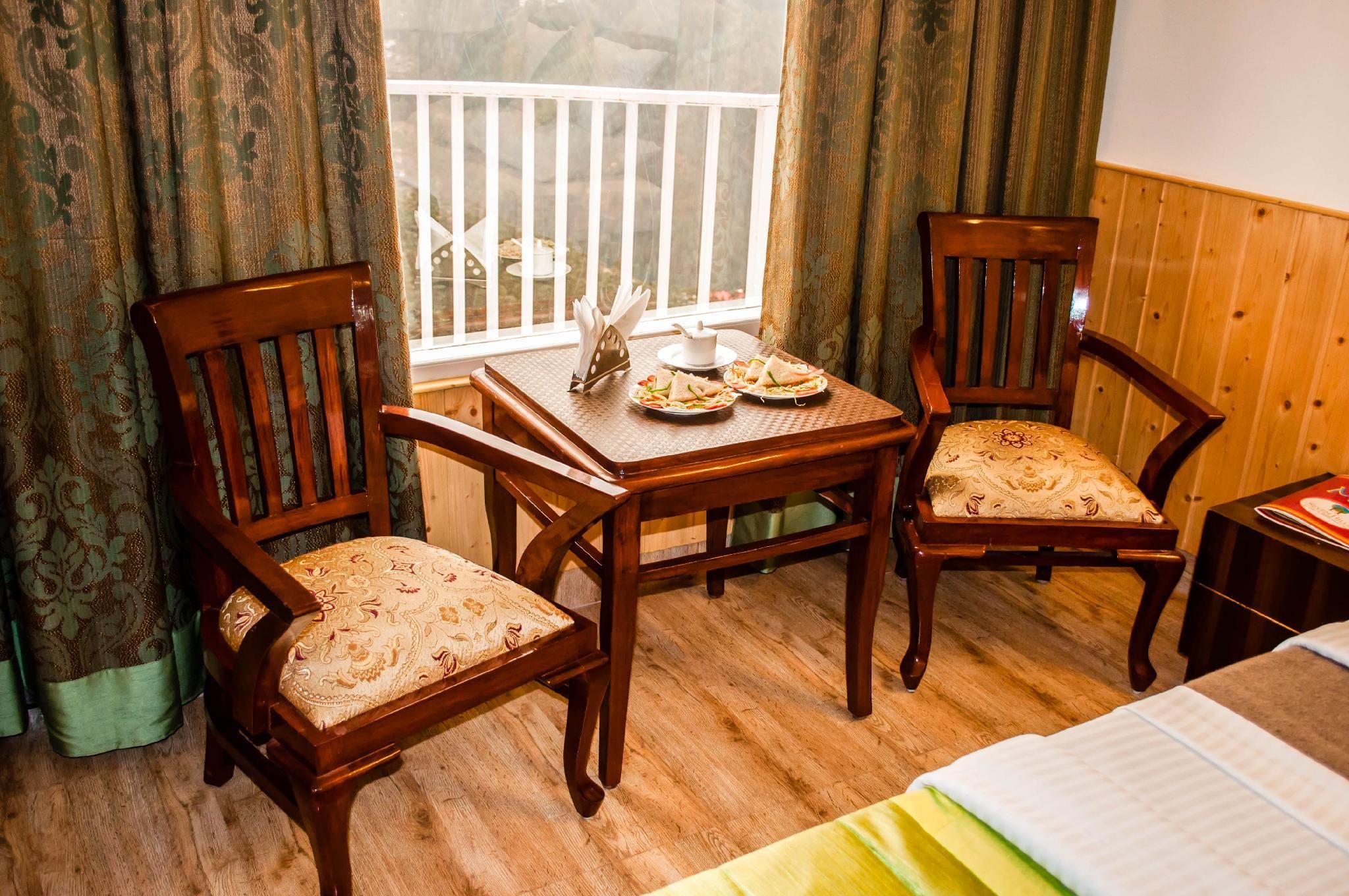 Family Suite (4 Adults)