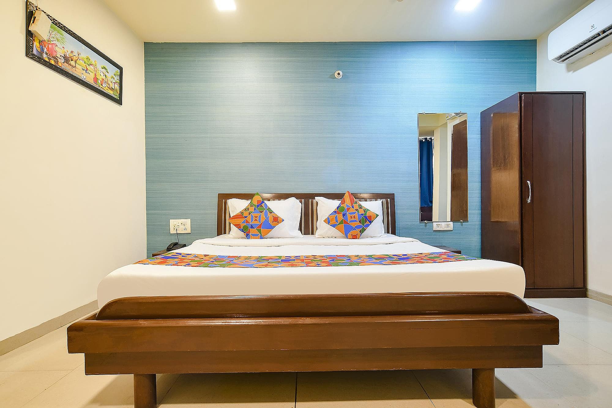 FabHotel Prithviraj Executive Room
