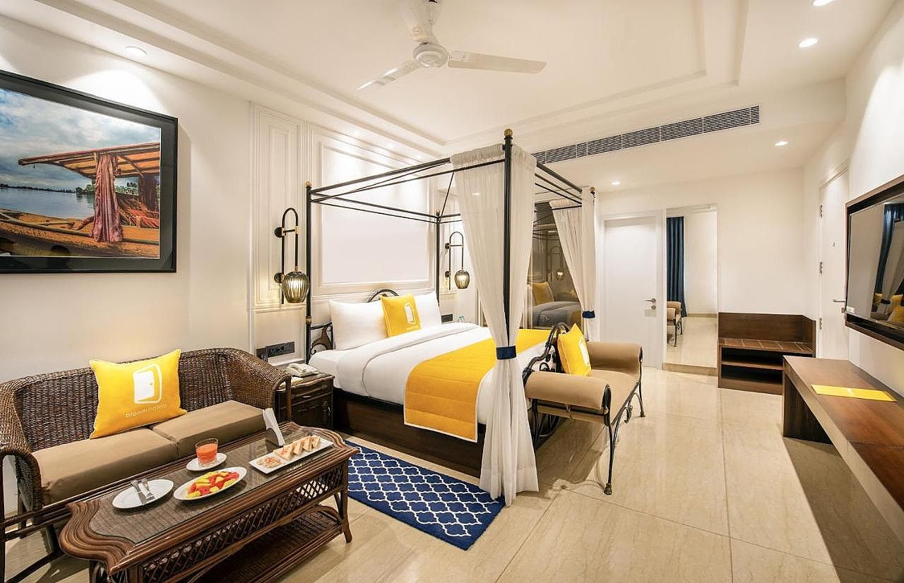 undefined Bloom Boutique GK-1 5