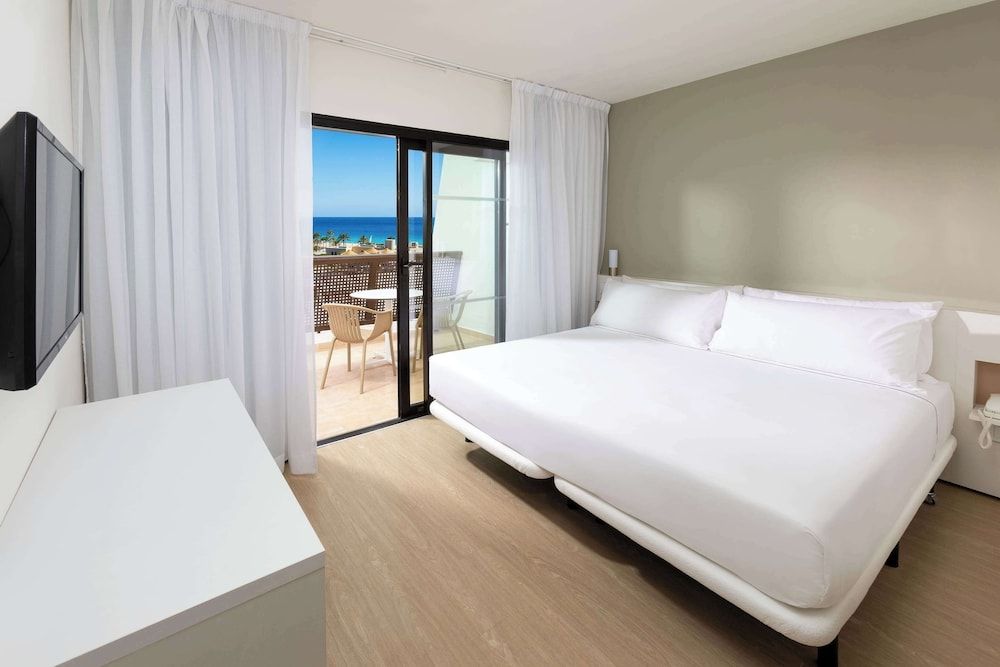 Junior Suite Vista Mar (2+2)