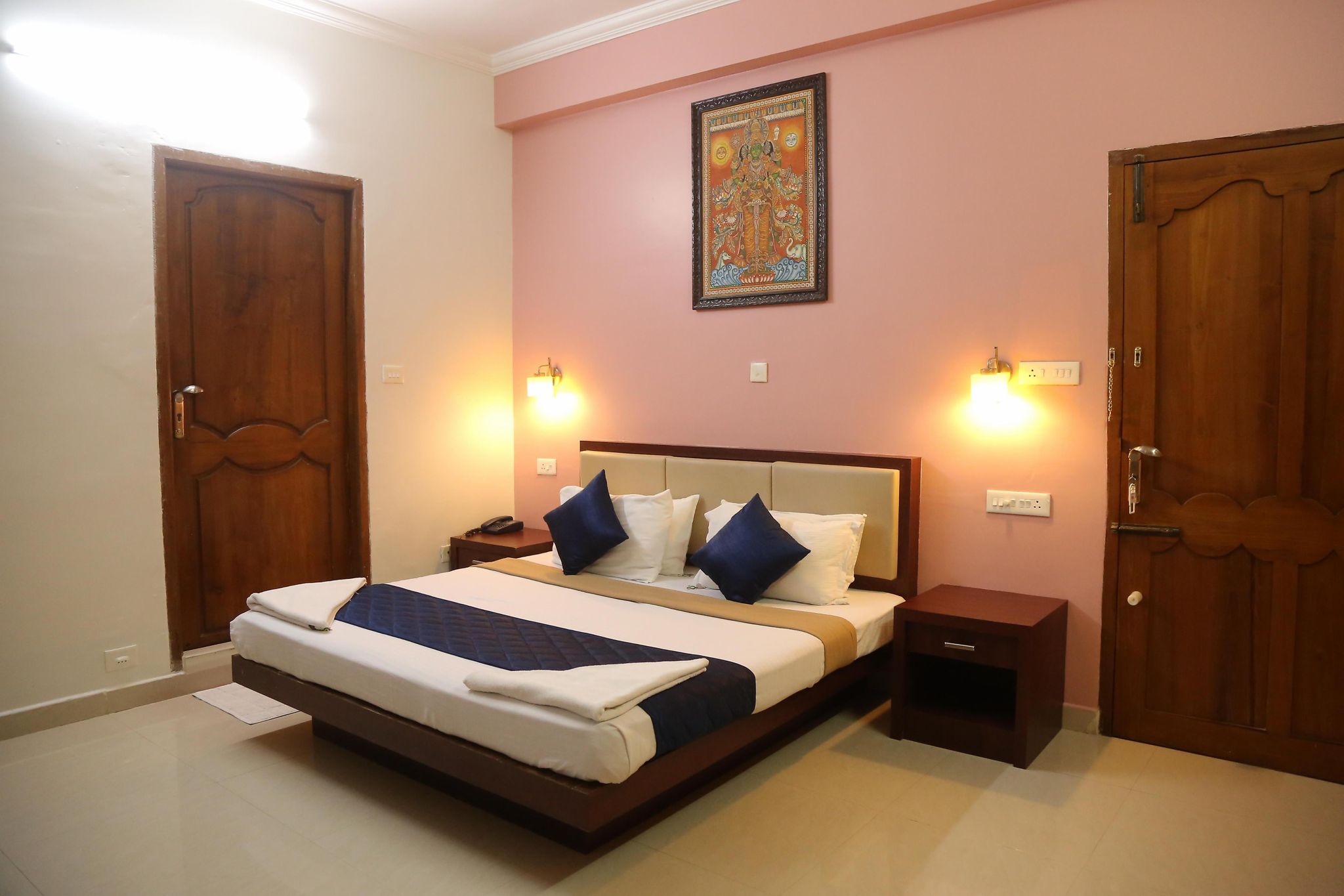 Hotel Opalo Kailas Family Deluxe Rooms 13