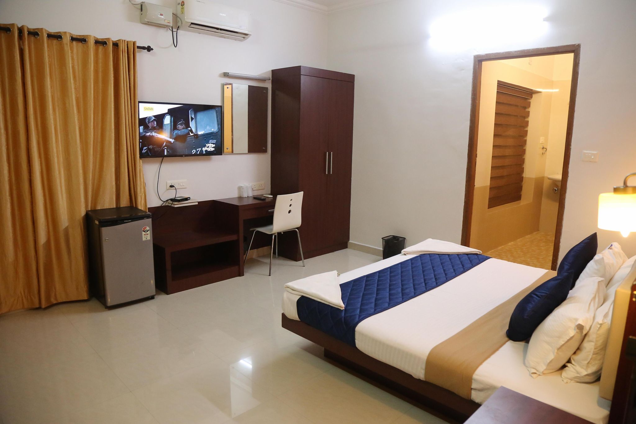 Hotel Opalo Kailas Family Deluxe Rooms 9
