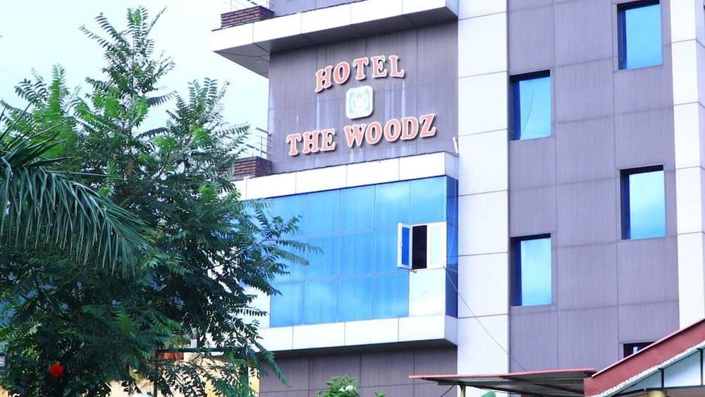 undefined Hotel The Woodz 7