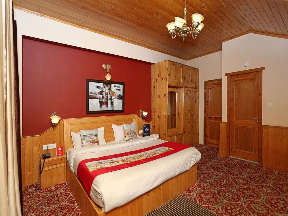 OYO 1837 Hotel Golden Meadows Double or Twin Room 11