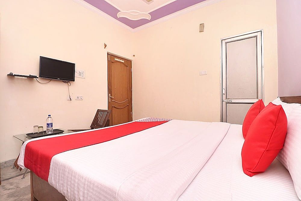 OYO 28168 Hotel Regal 2 Standard Double Room 16