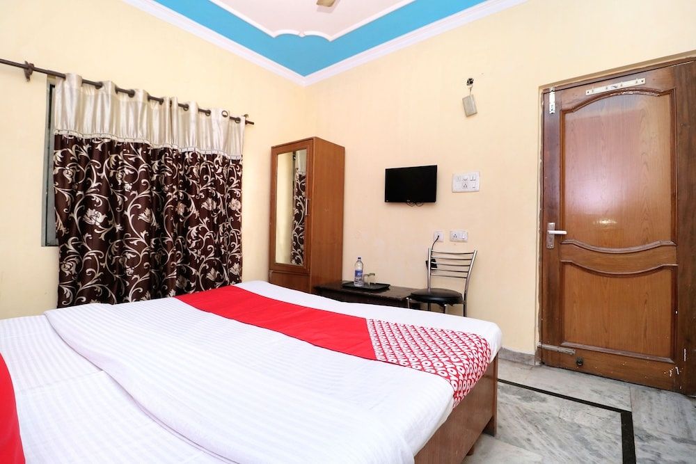OYO 28168 Hotel Regal 2 Standard Double Room 14