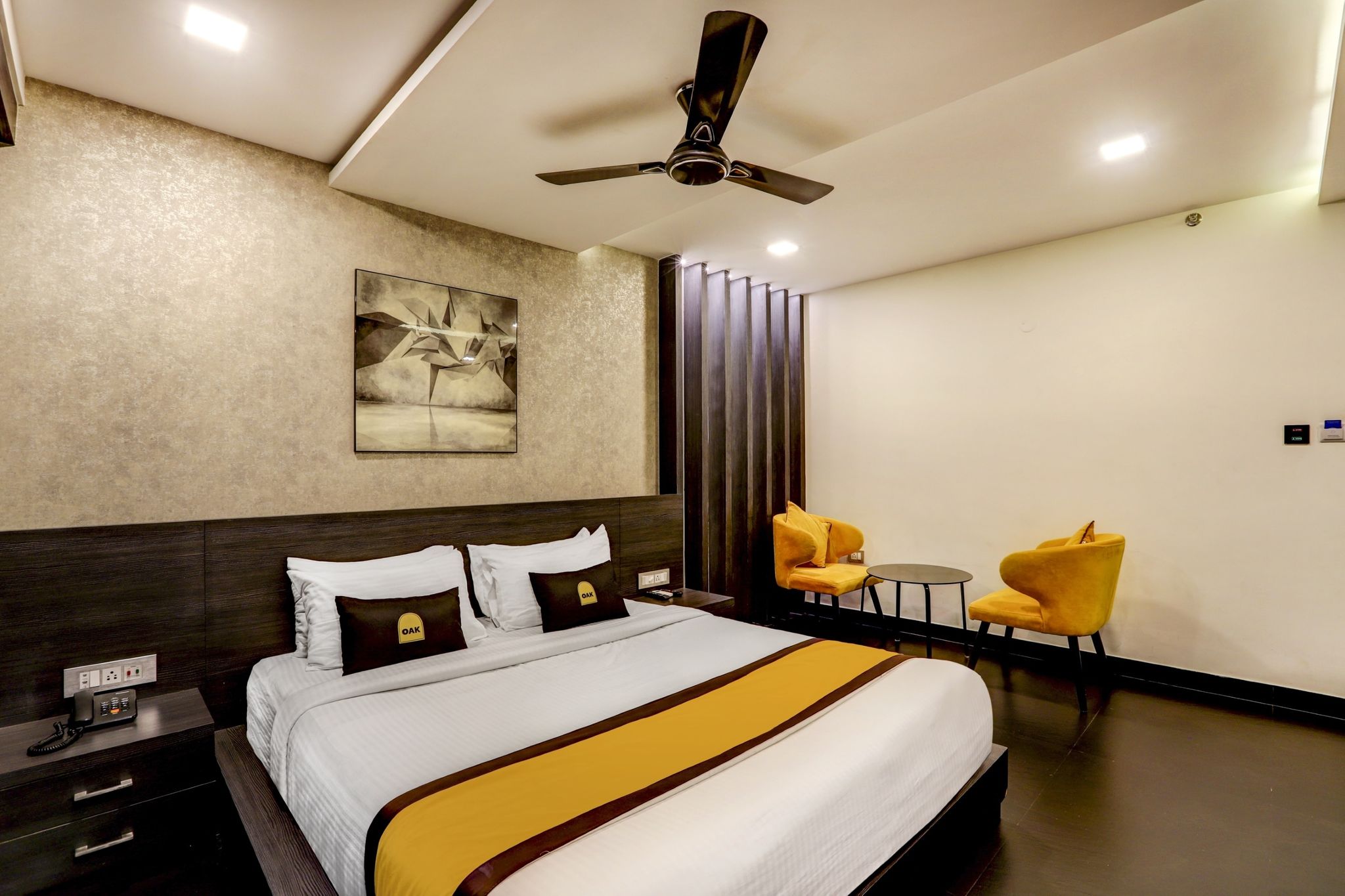 Super Townhouse OAK Kzar Corporate Hotel Near Sealdah Railway Station Classic 3