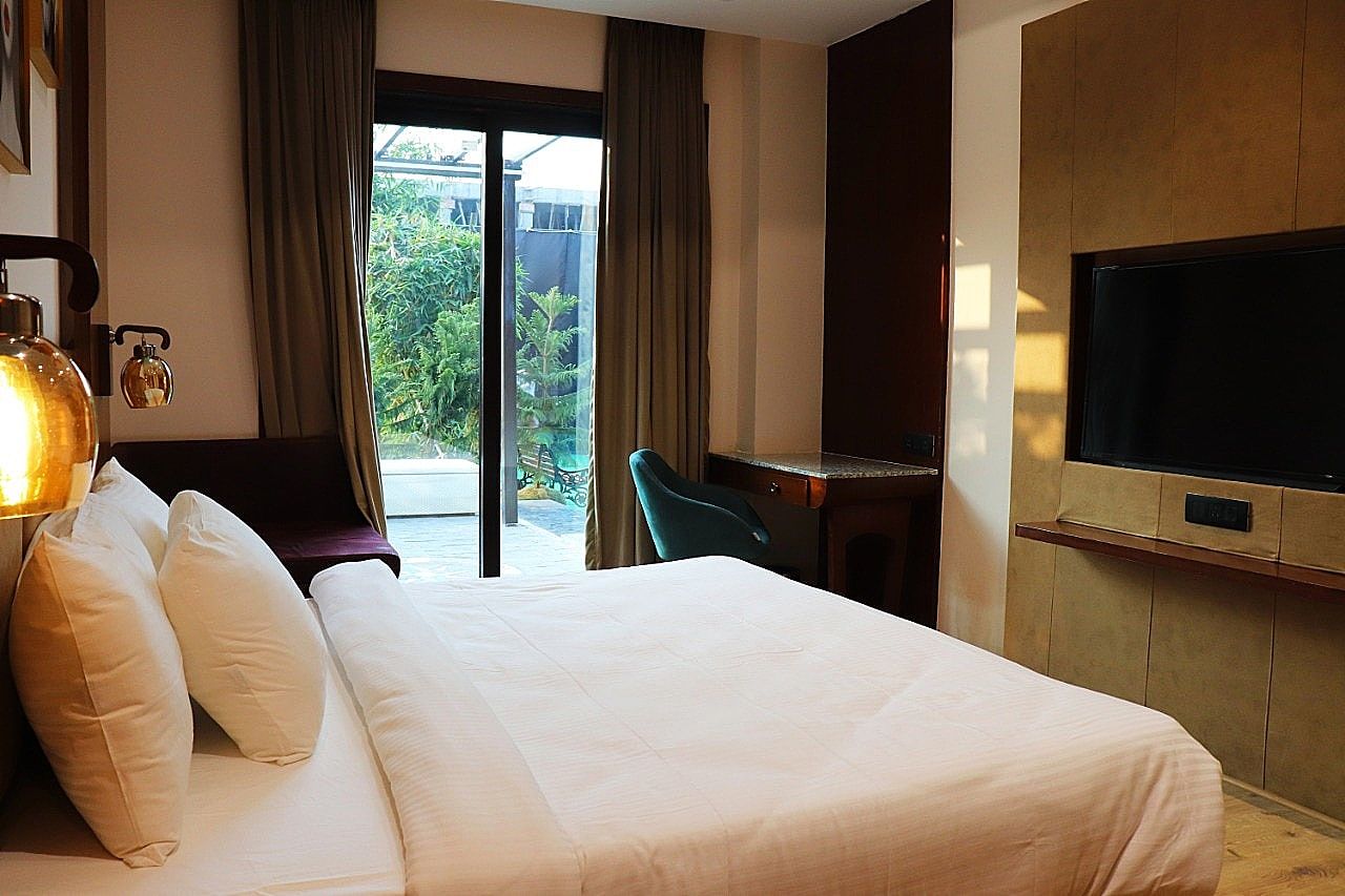 Skyline Resort & Convention Center Classic Room with Garden View 5