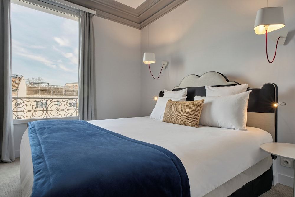 Double Privilege Room