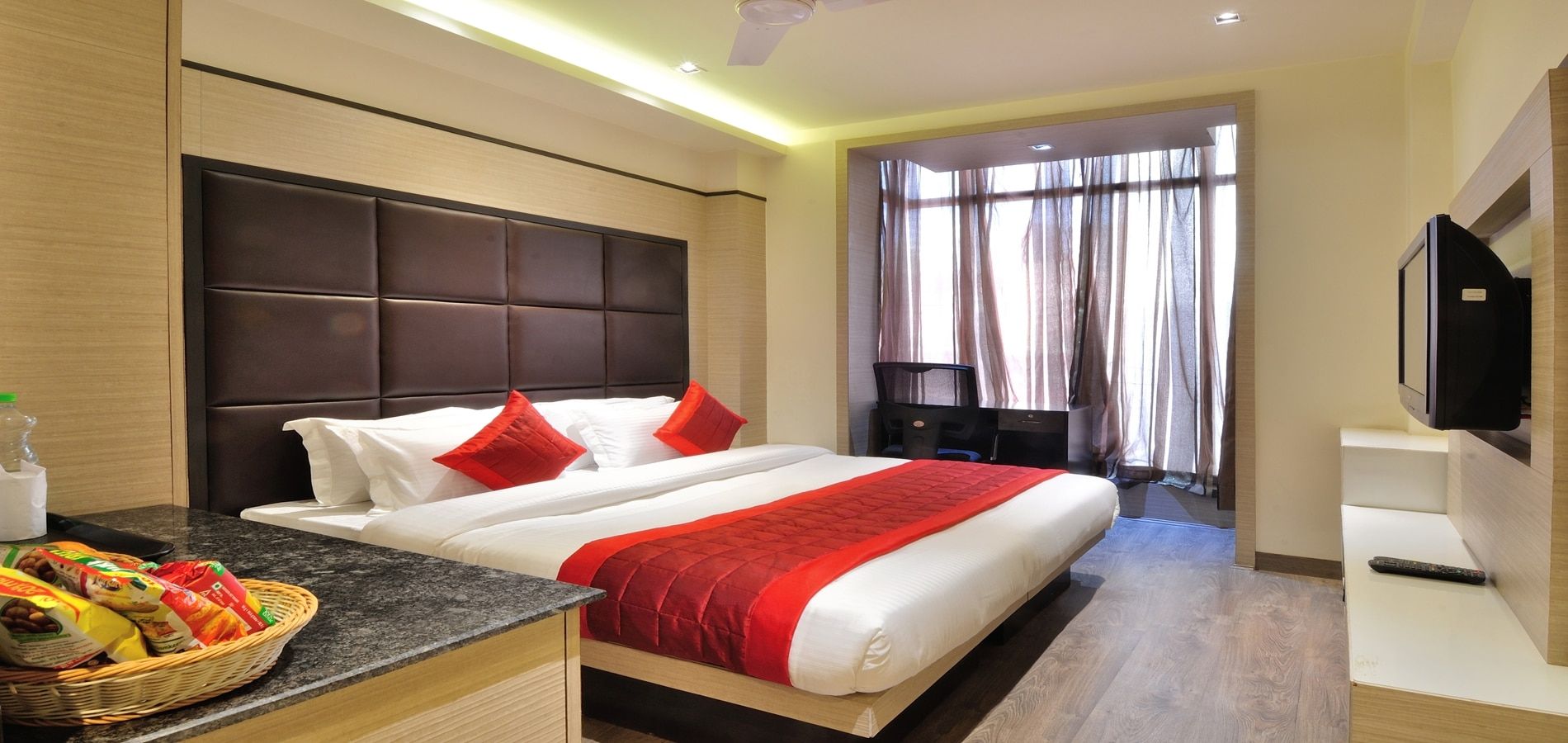 Hotel Royal Grand Deluxe Room 7