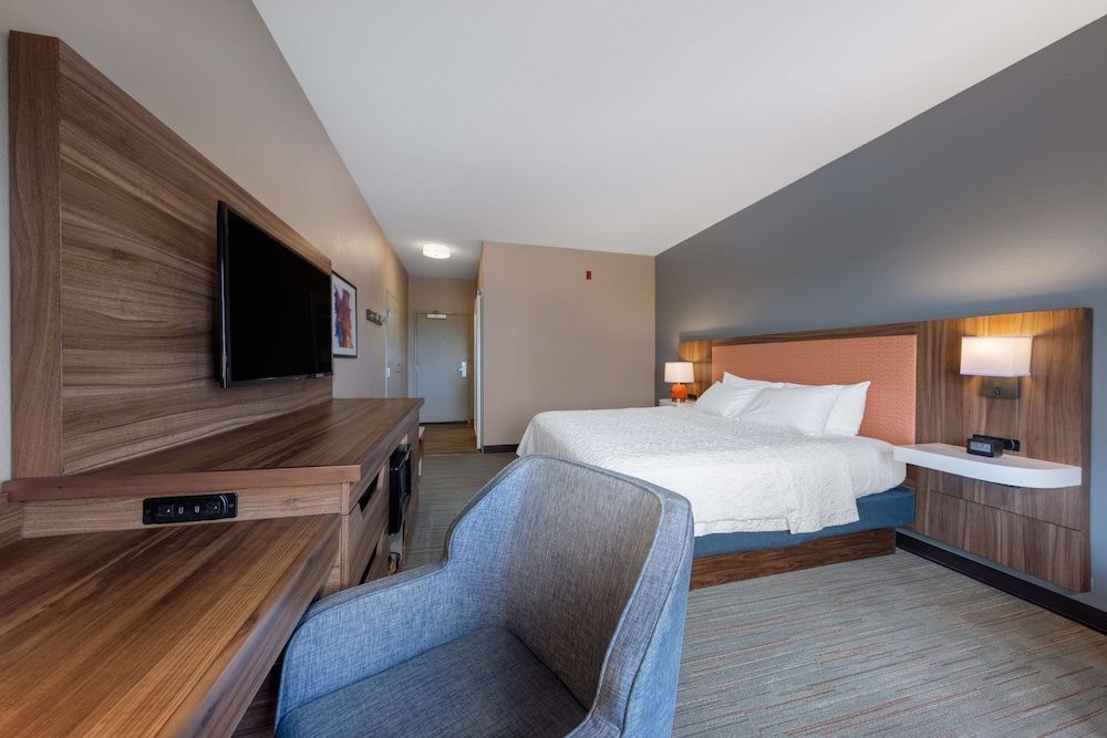 One King Bed