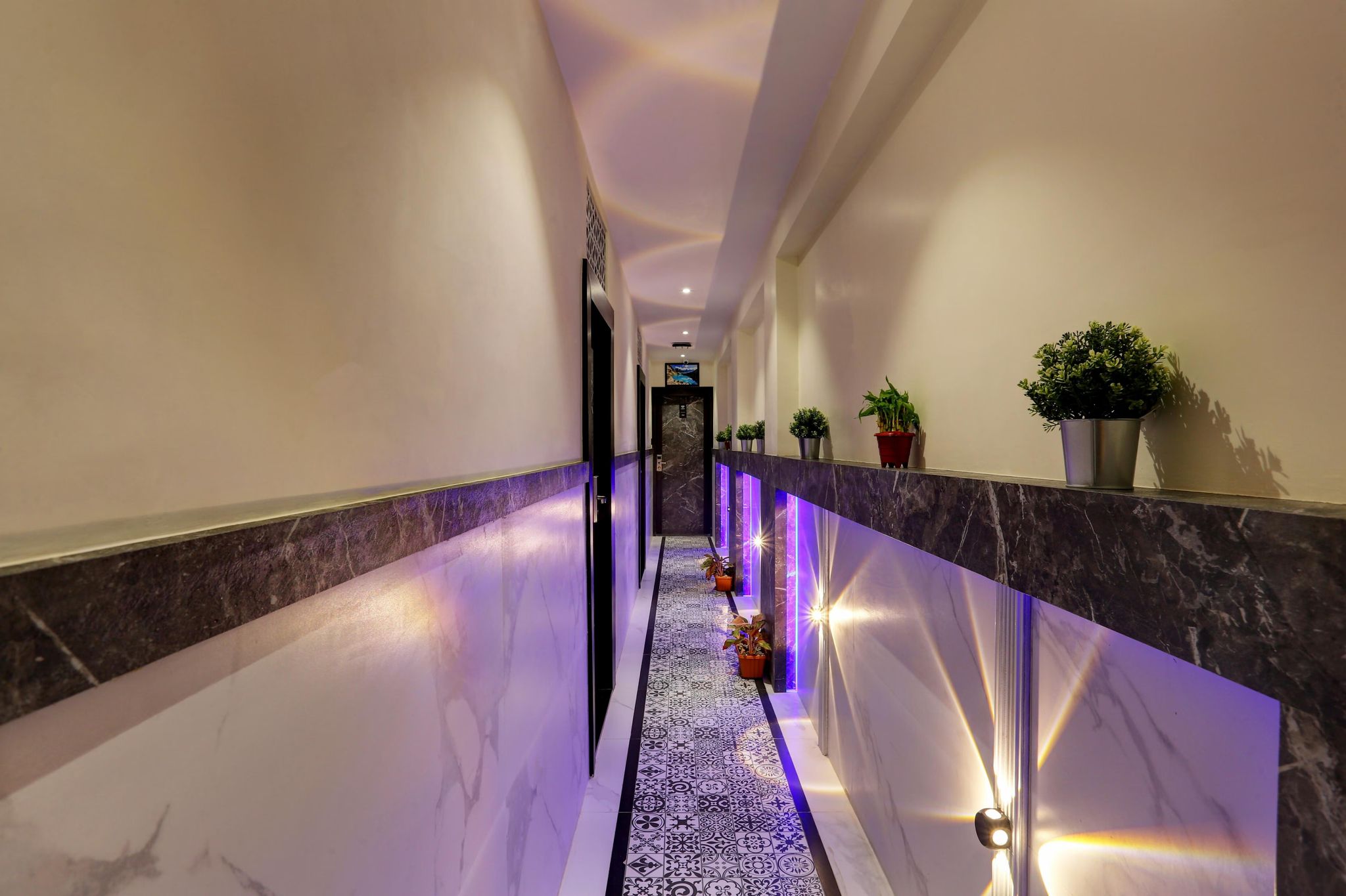 undefined Diamond Hotel 4