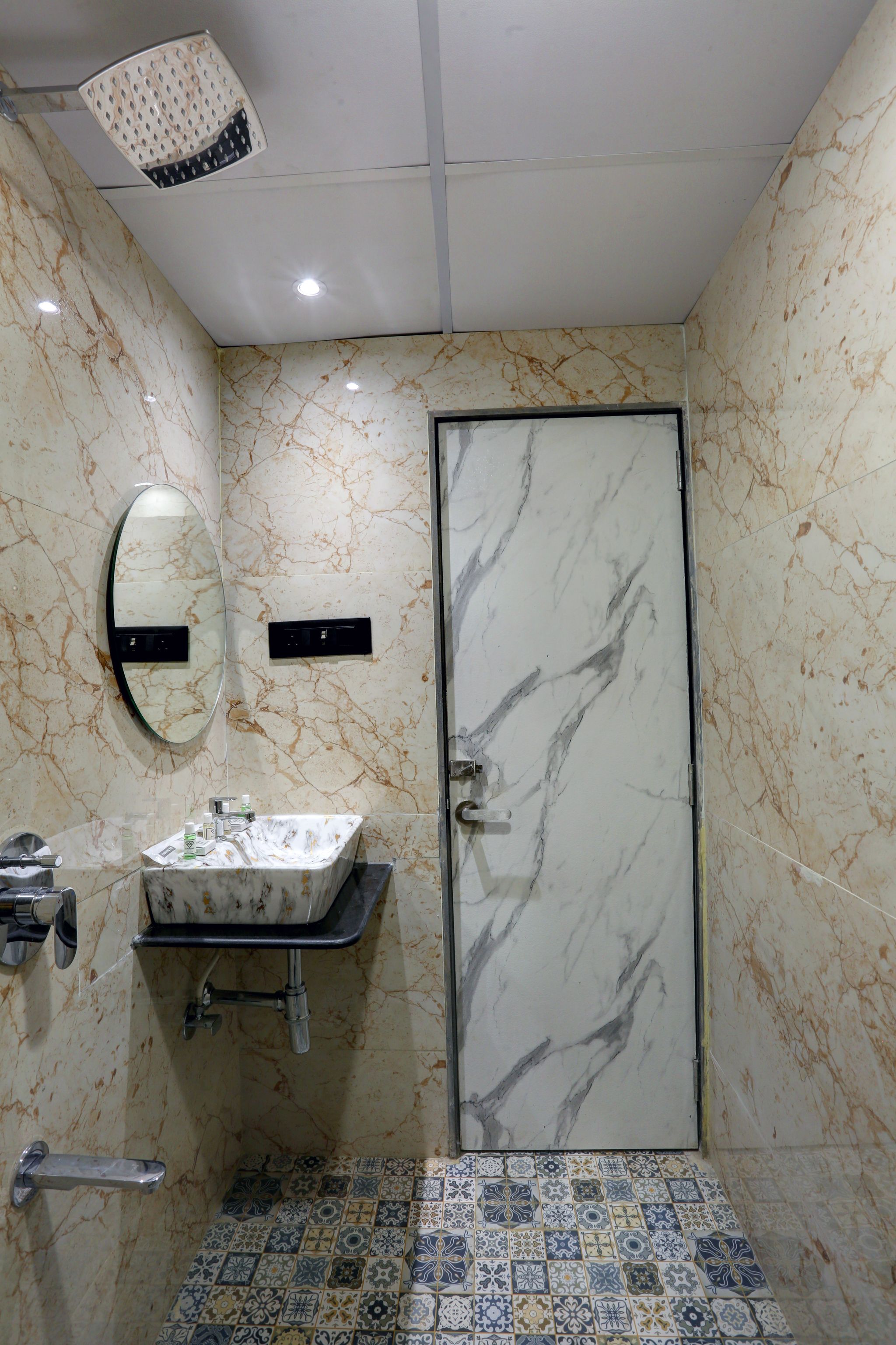 Diamond Hotel Classic Room 3