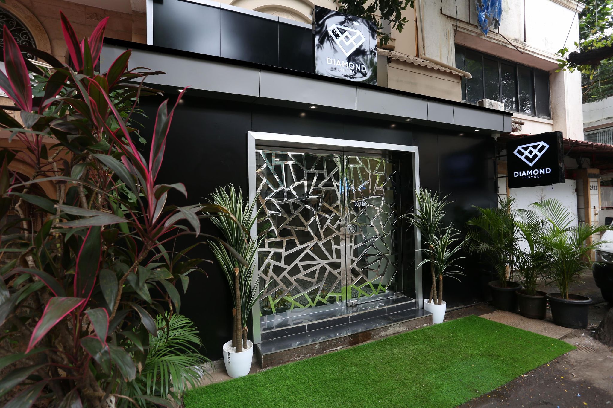 undefined Diamond Hotel 8