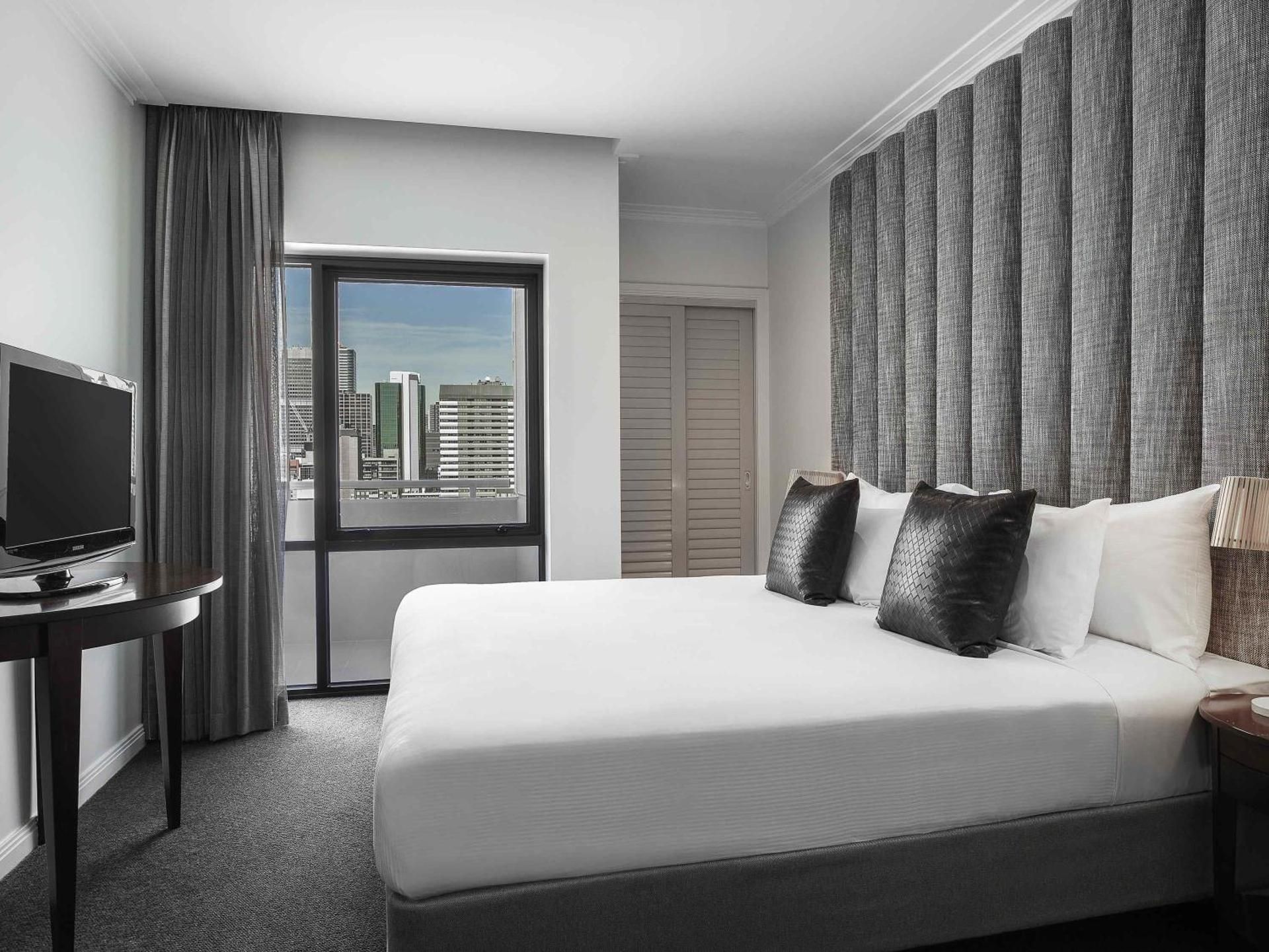 undefined Mantra on Russell Melbourne 2