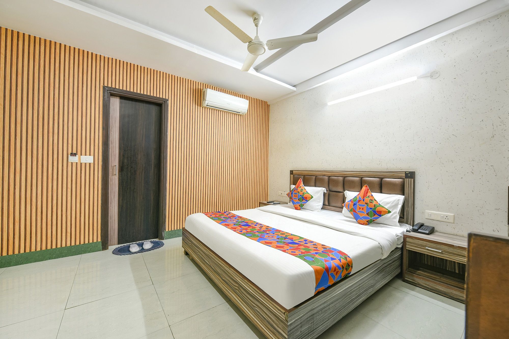 undefined FabHotel Ess Pee Grand 4
