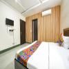 hotel_images