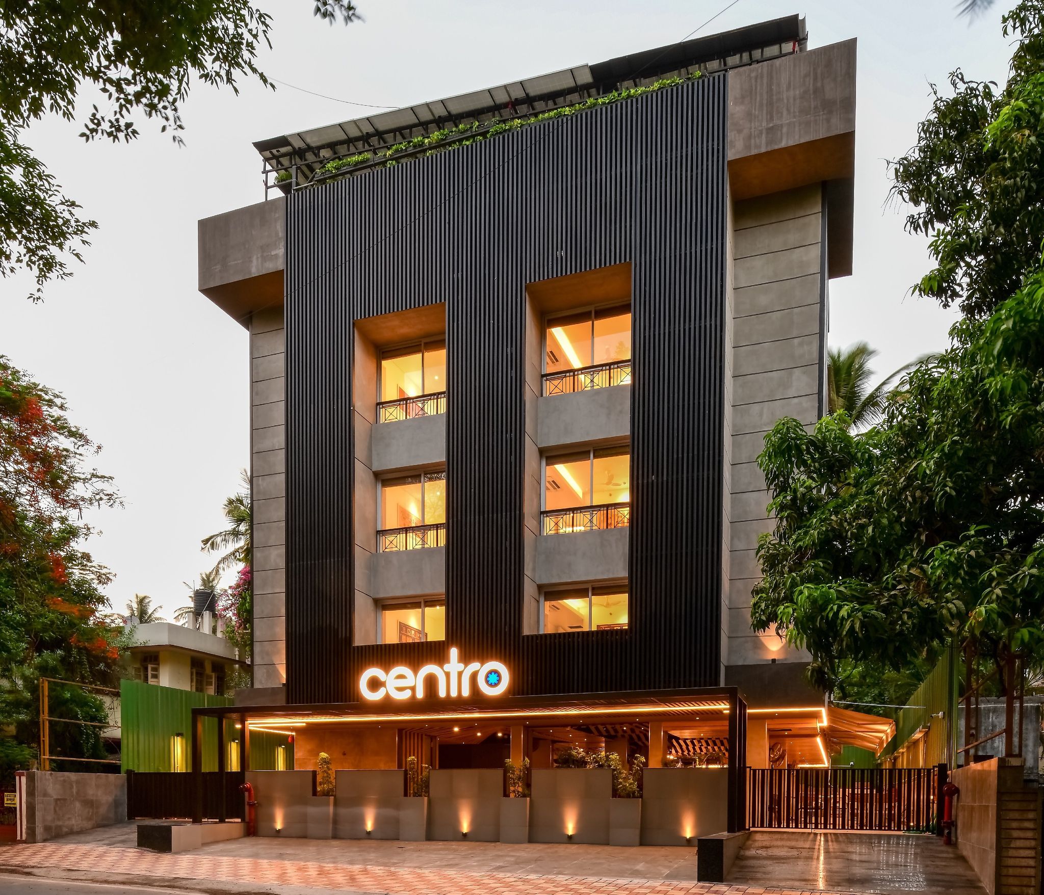 undefined Centro 7