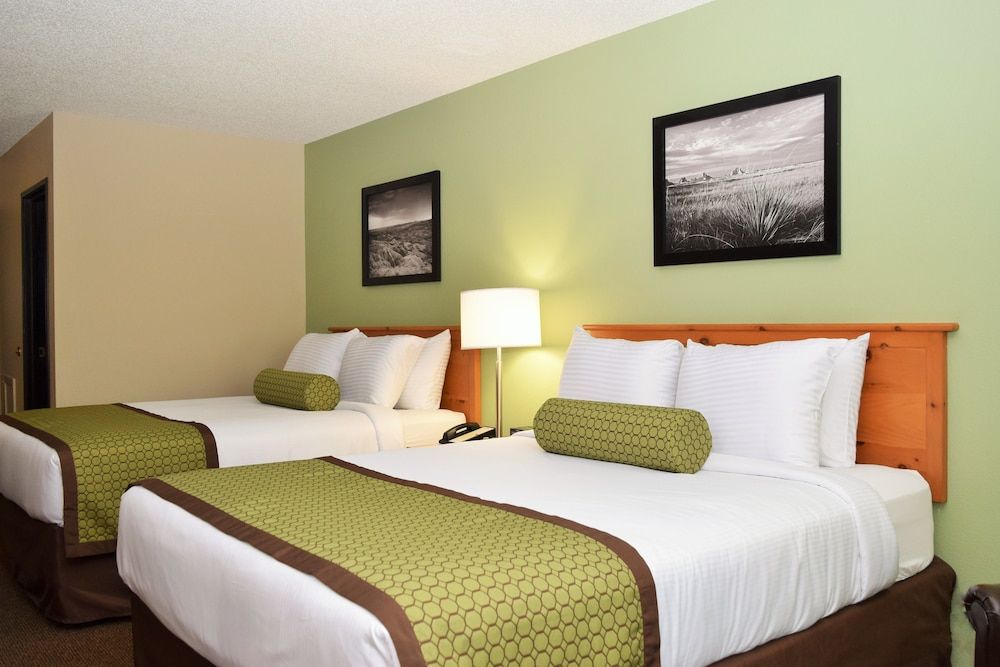 Room, 2 Queen Beds, Accessible, Non Smoking