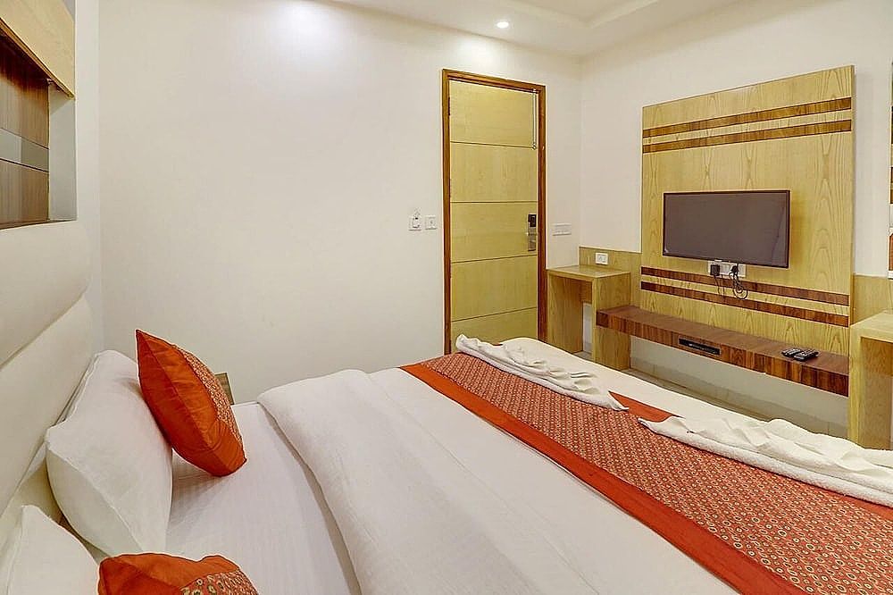 Hotel York Legacy Deluxe Double Room 2
