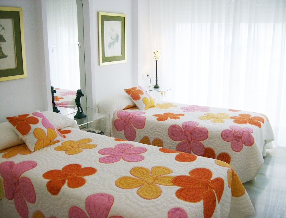 Suite, 3 Bedrooms (2 Adults + 3 Children)