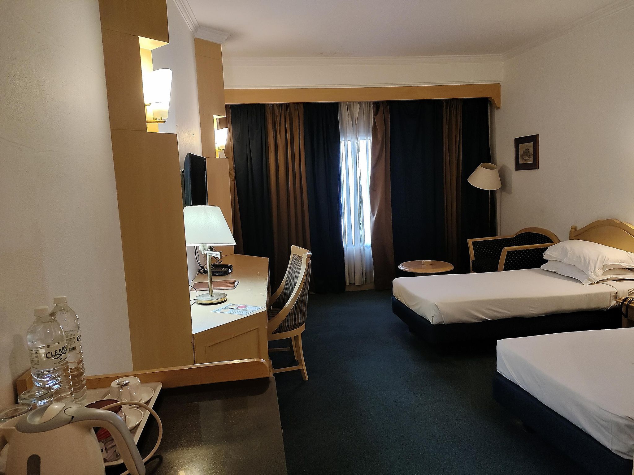 Centaur Hotel, New Delhi (Near Igi Airport) Standard Twin Room 3