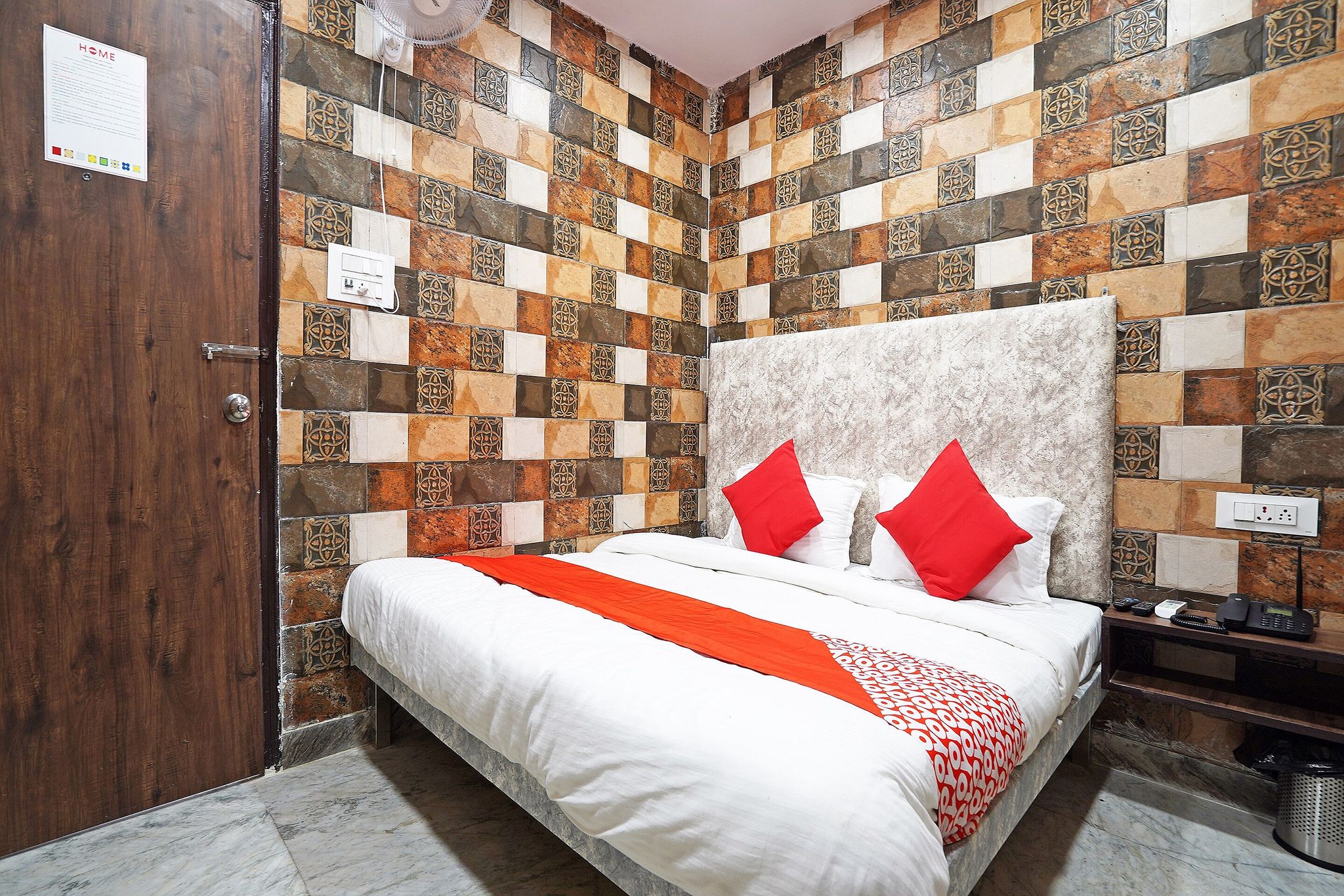 OYO Hotel Park View Near Adarsh Nagar Metro Station Classic 13
