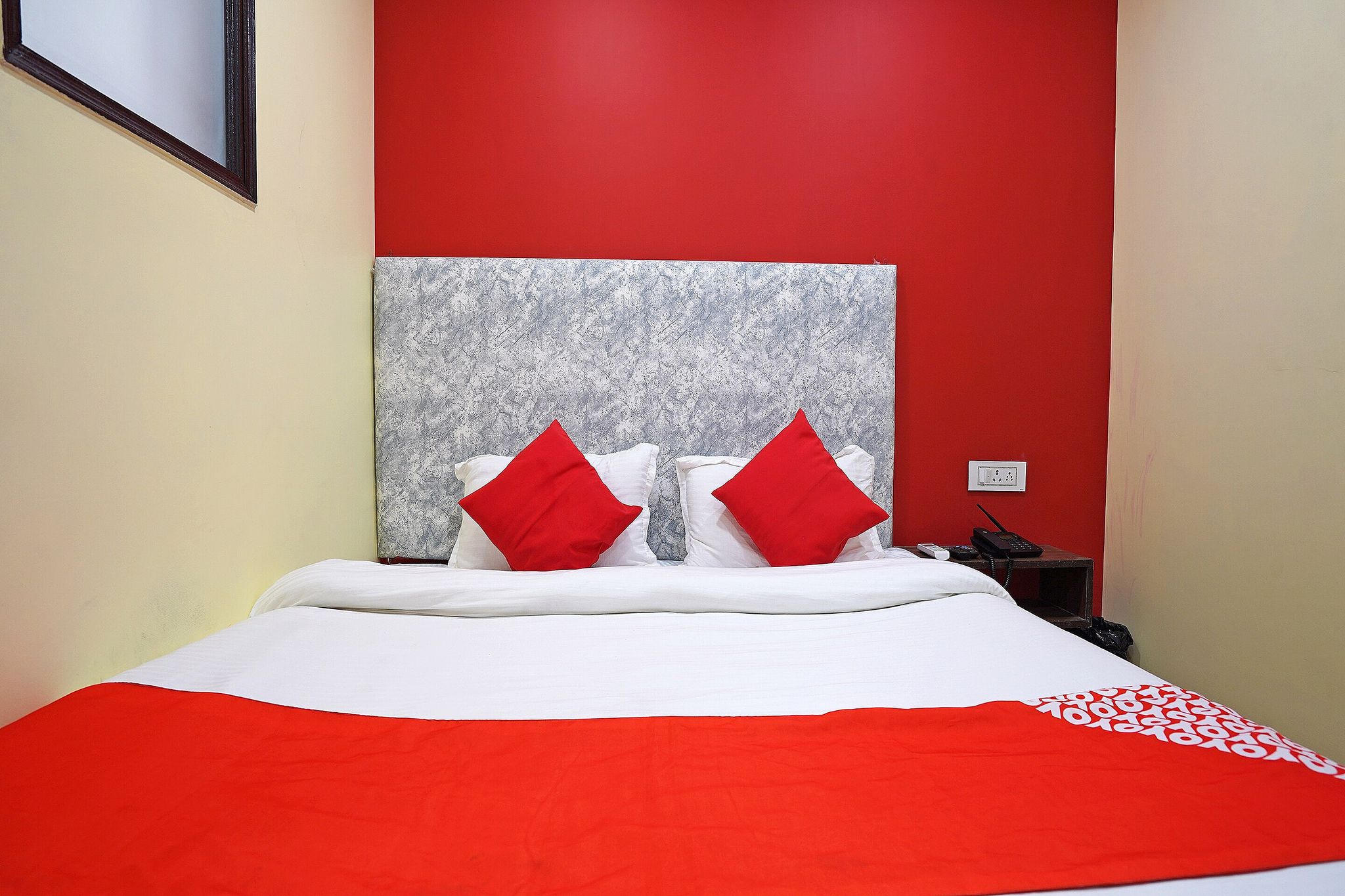 OYO Hotel Park View Near Adarsh Nagar Metro Station Classic 5
