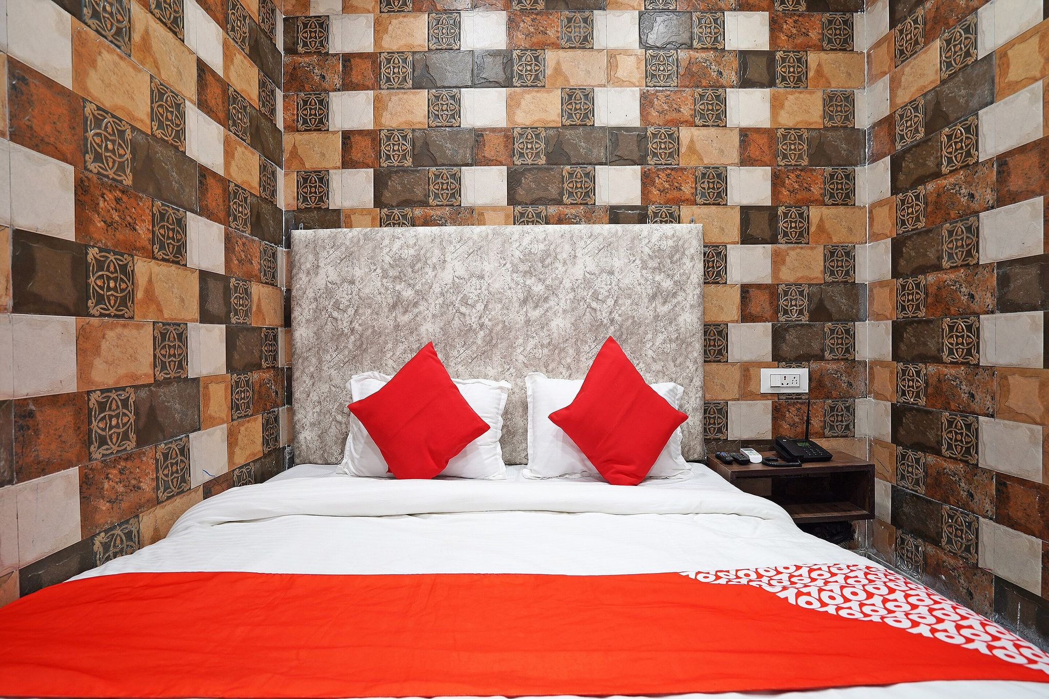 OYO Hotel Park View Near Adarsh Nagar Metro Station Classic 10