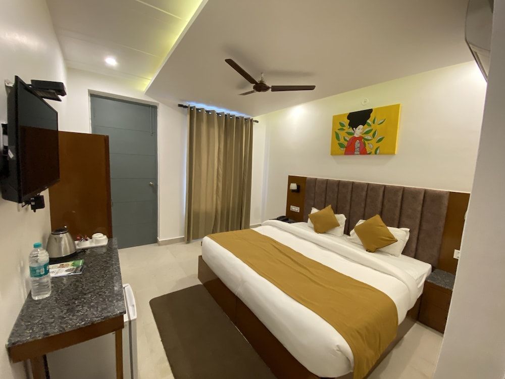 Hotel Shiva Yog Sthal Superior Double or Twin Room, Balcony, City View 29