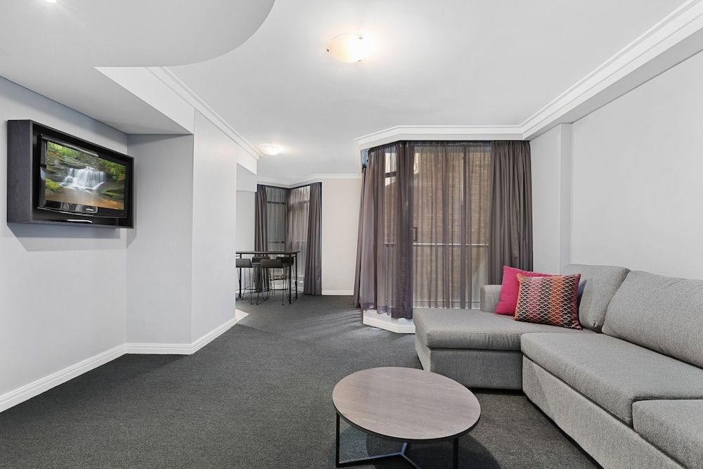 Mantra Sydney Central 1 Bedroom Suite 11