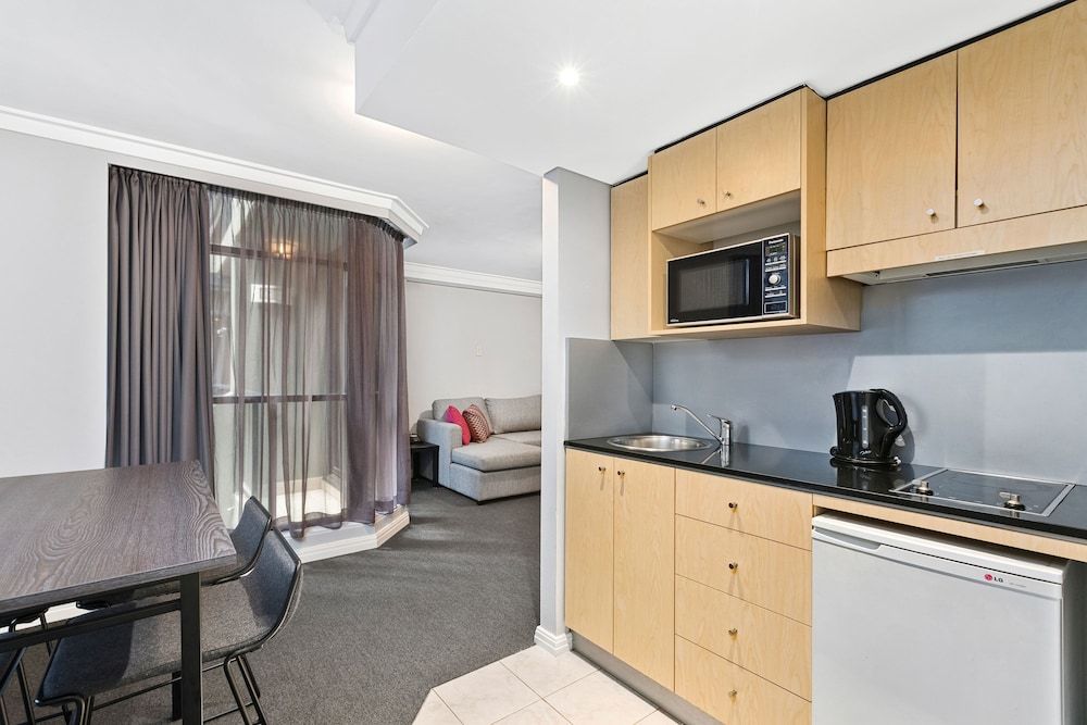Mantra Sydney Central 1 Bedroom Suite 8