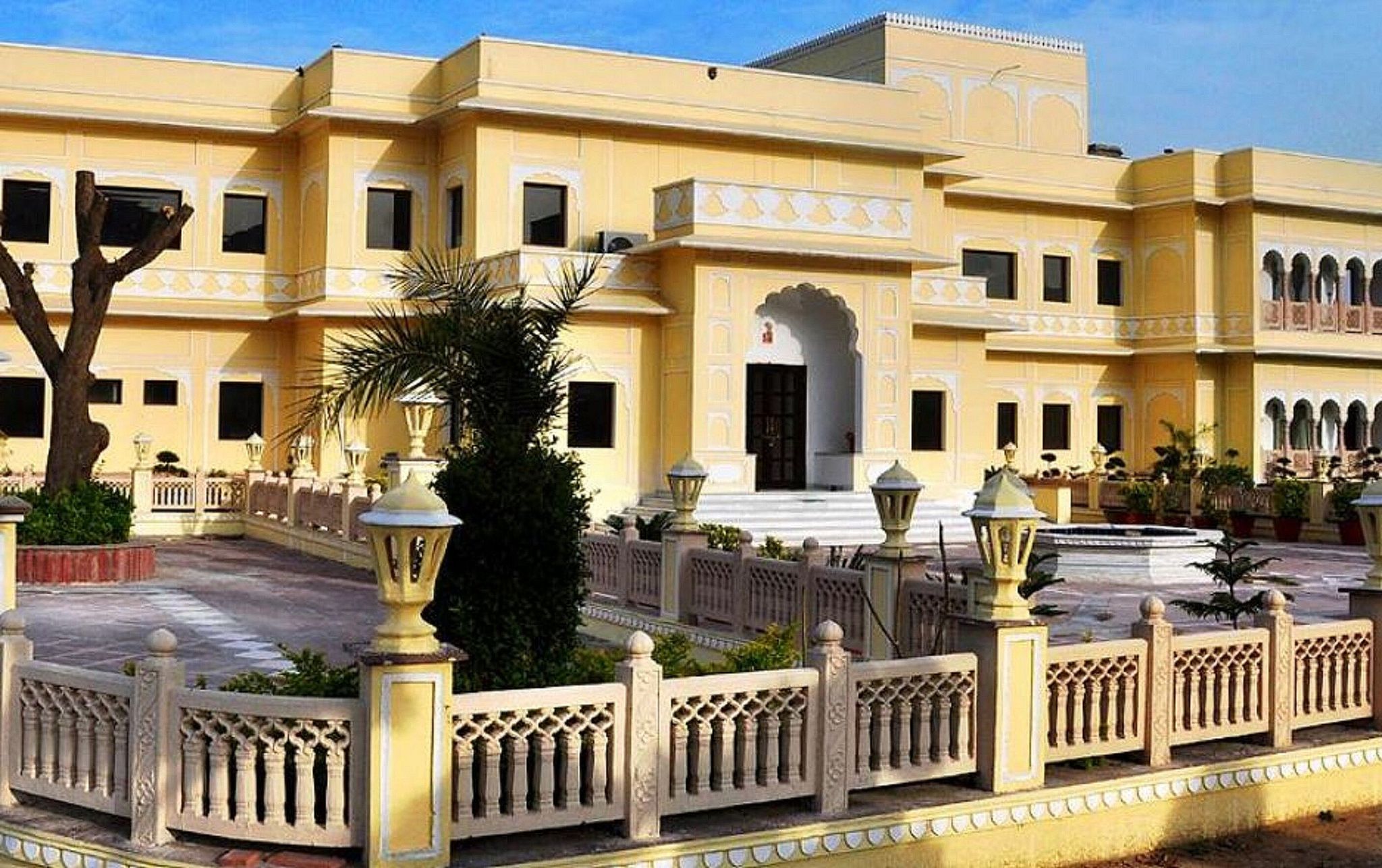 undefined Hotel Raj Bagh Palace 6
