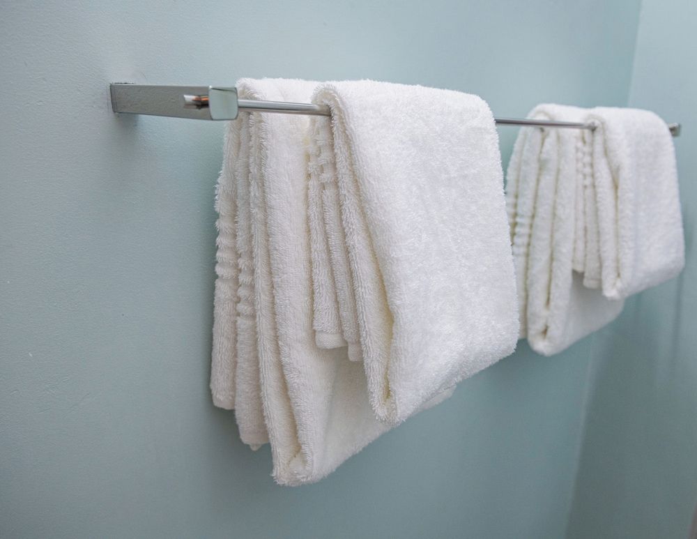 New Ambassador Hotel Standard Twin Room 13