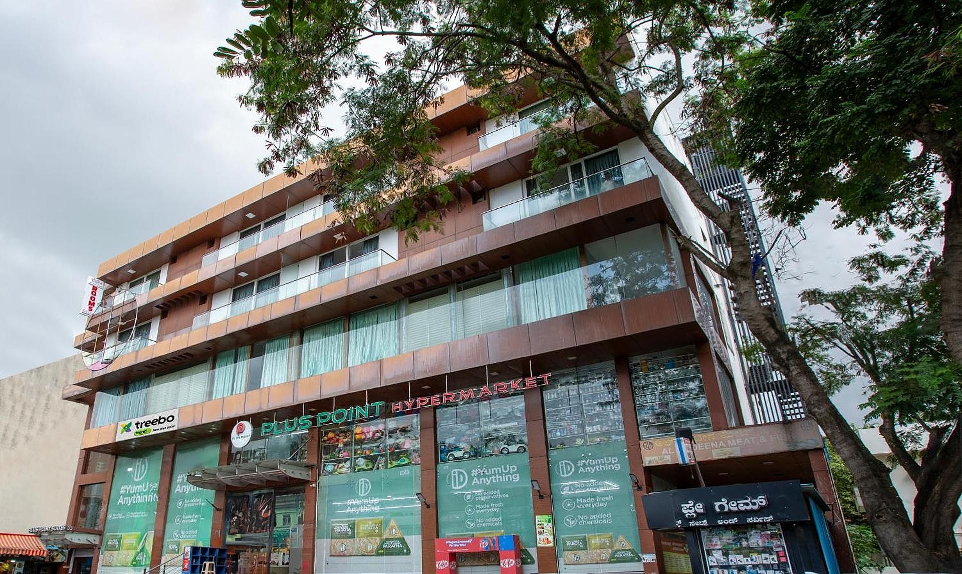 undefined Collection O 3175 Pluspoint Suites 6