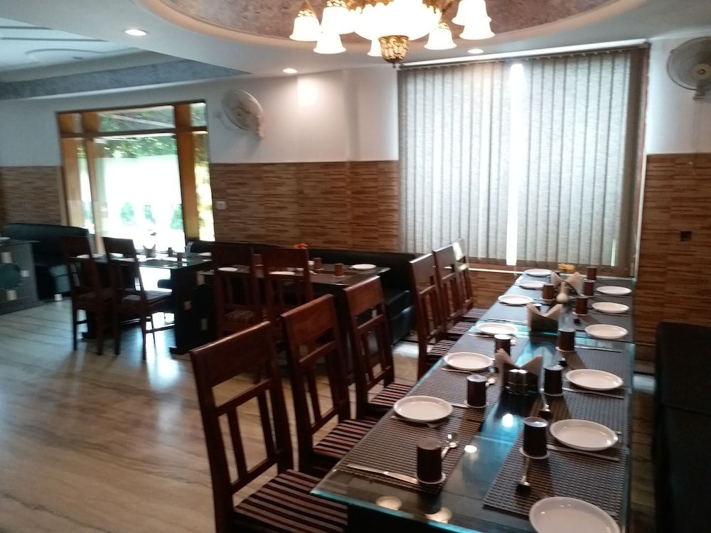 undefined Hotel Jagdamba 5
