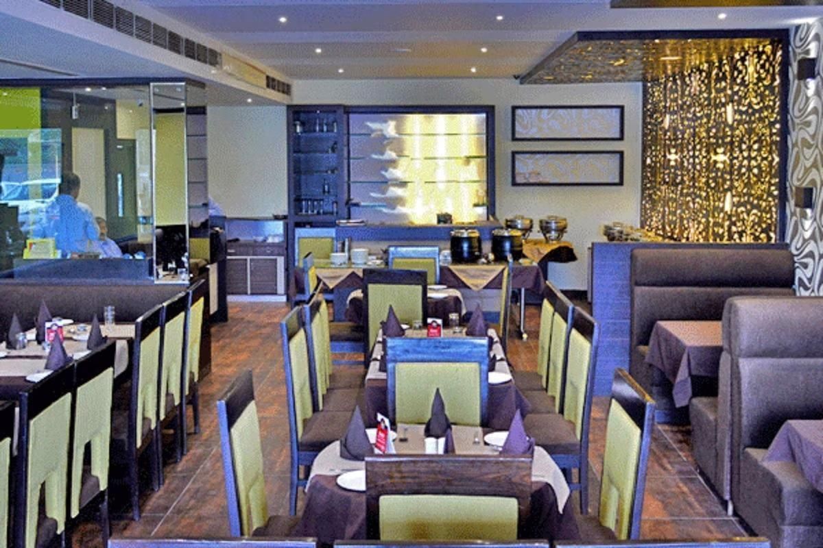 Food & Dining