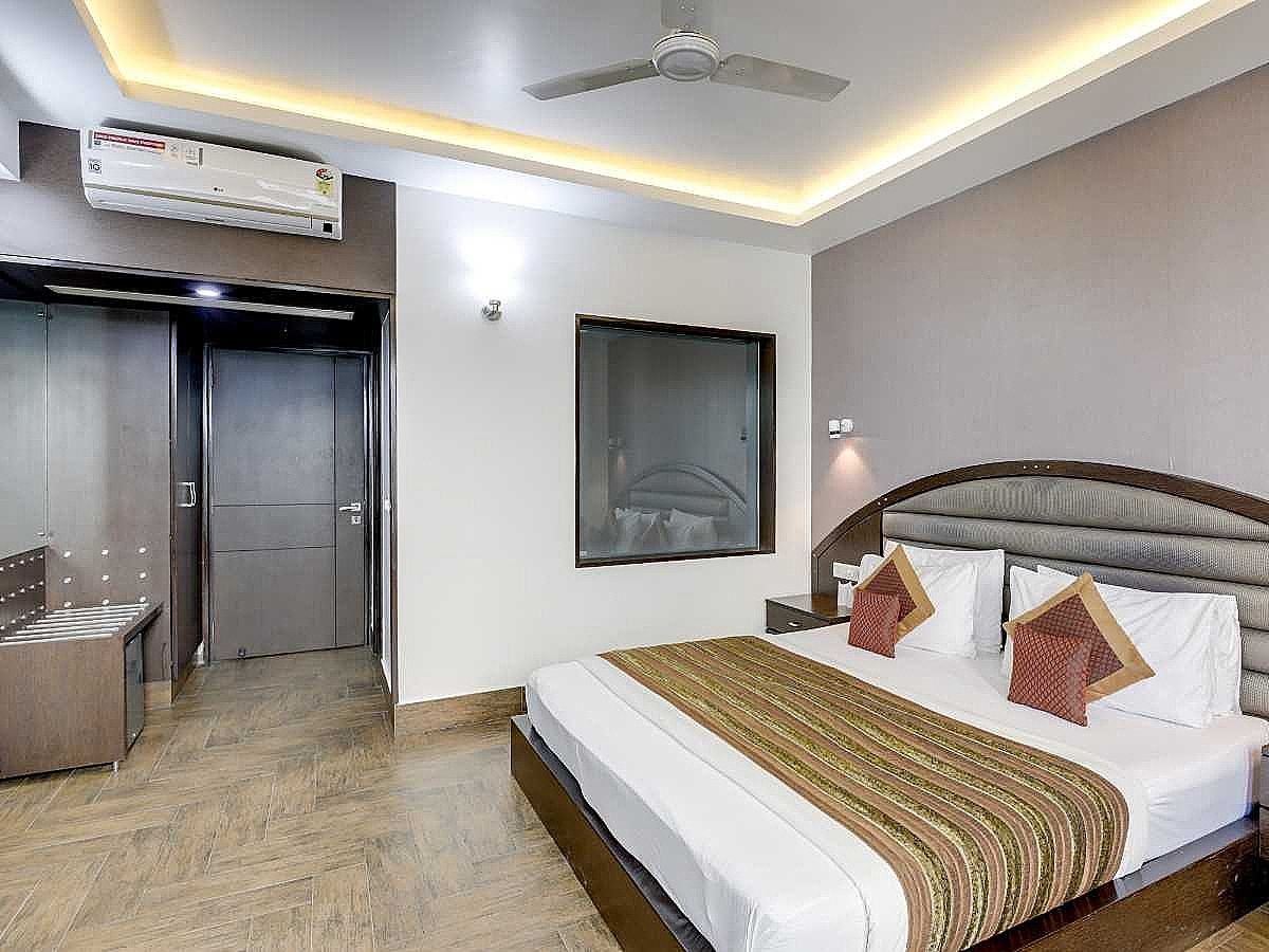 MSK Residency Deluxe Room