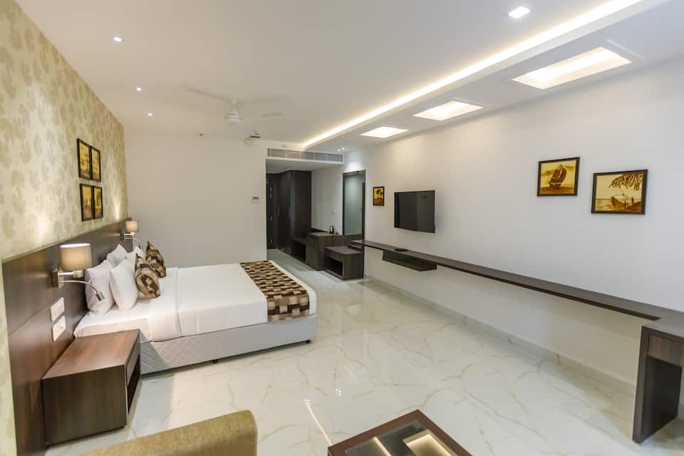 Essentia Manipal Inn Deluxe Room
