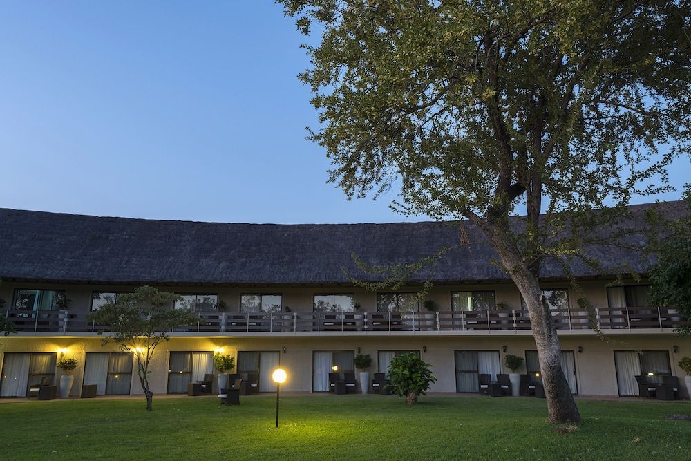 undefined A'Zambezi River Lodge 9
