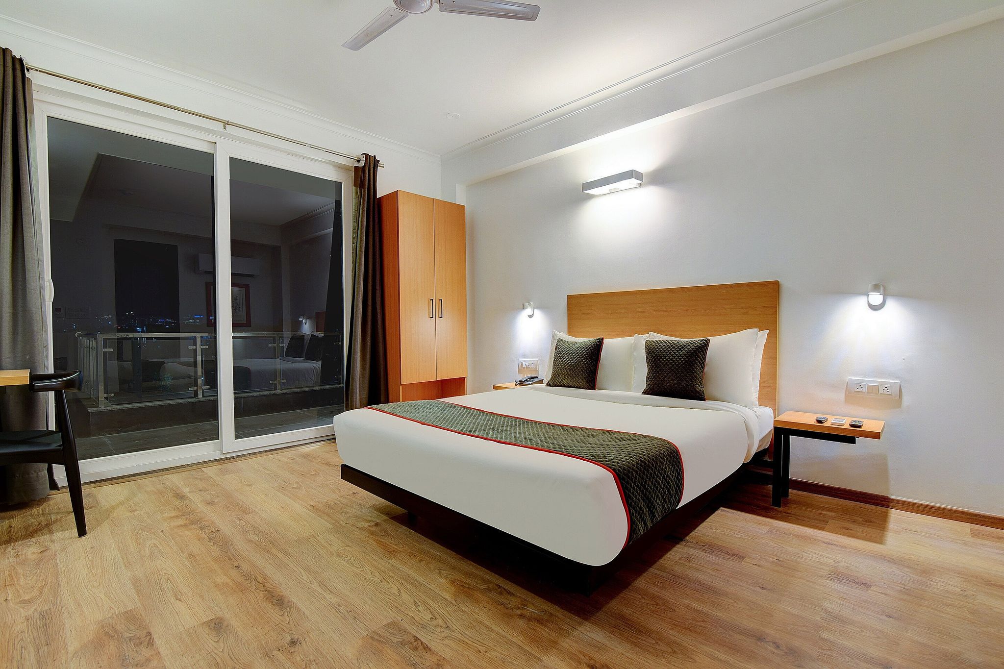 Townhouse Infinity stays Classic Room 2