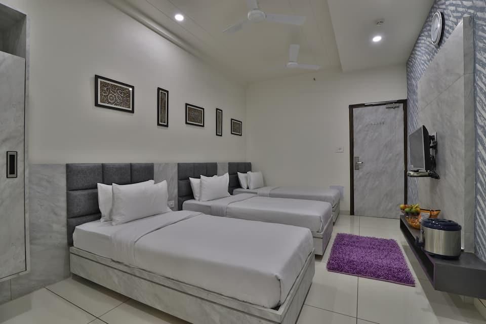 Hotel Orbit Super Deluxe Room 26