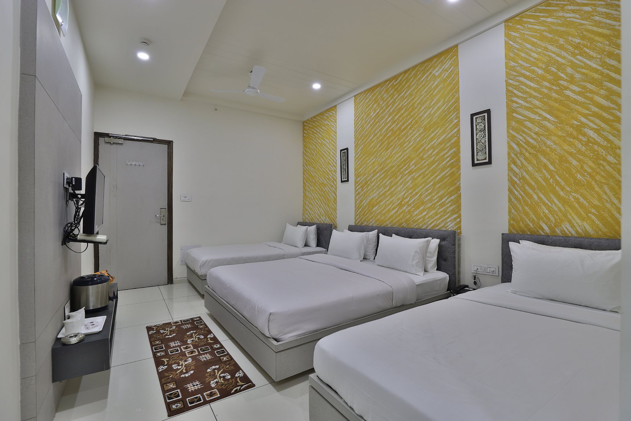 Hotel Orbit Super Deluxe Room 32