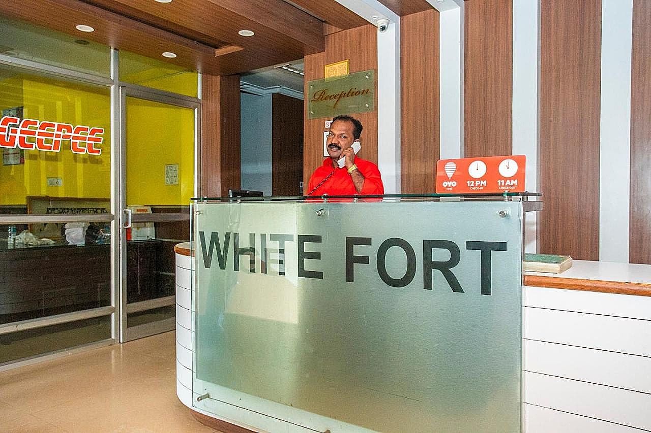 undefined Hotel O White Fort Near Lalbagh Botanical Garden 2