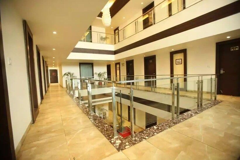 undefined Hotel LA 6